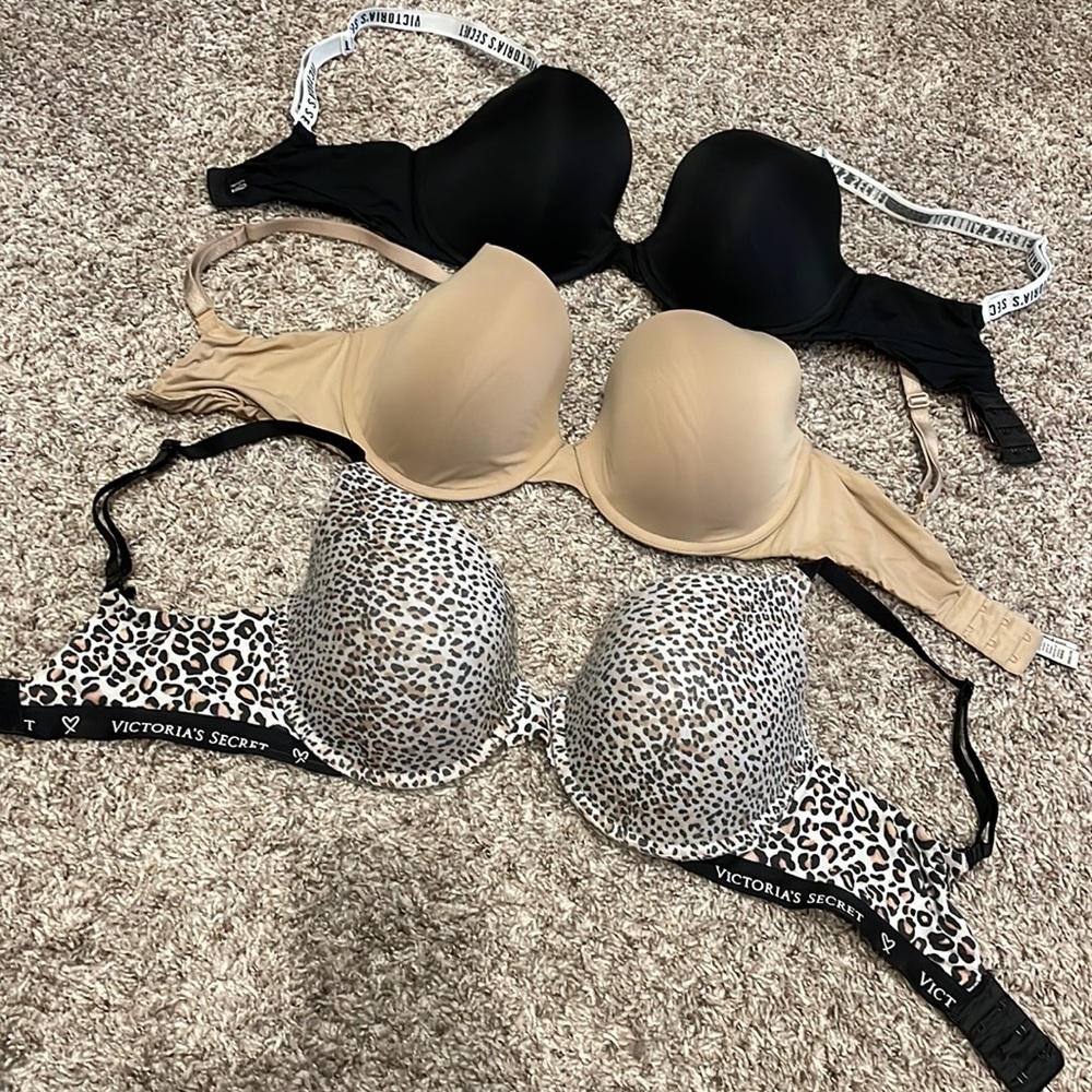Victoria’s Secret bra bundle
